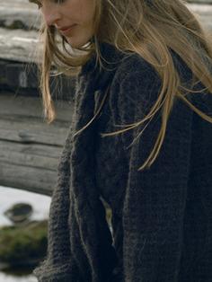 Kot - Icelandic Design Wool Scarf 4